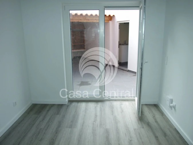 Moradia T3 para Venda em Alcabideche Foto 8