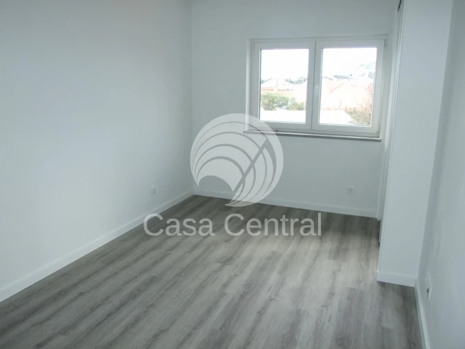 Moradia T3 para Venda em Alcabideche Foto 20