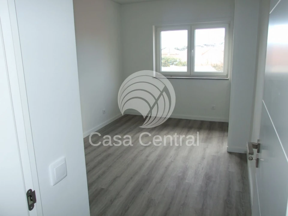 Moradia T3 para Venda em Alcabideche Foto 19