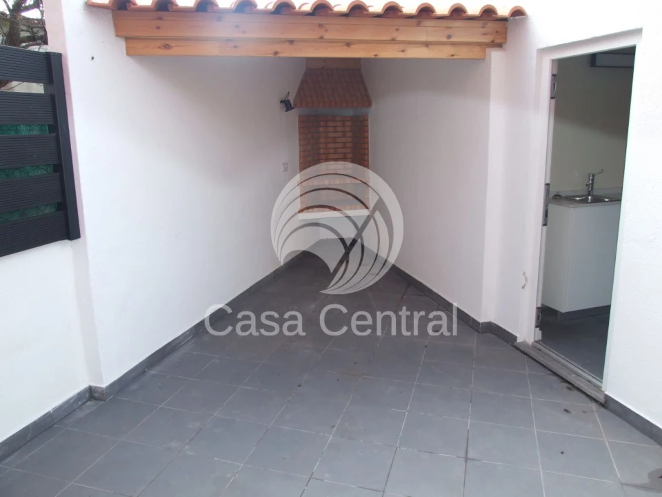 Moradia T3 para Venda em Alcabideche Foto 40