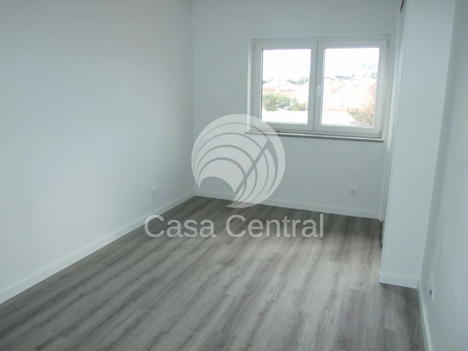 Moradia T3 para Venda em Alcabideche Foto 20