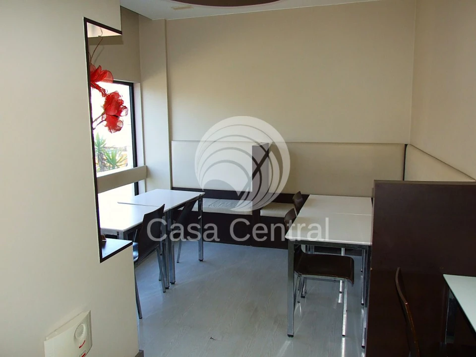 Loja para Venda em Alcabideche Foto 9