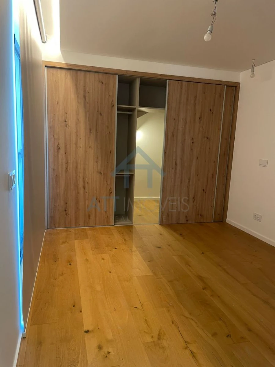 Apartamento T2 para Venda em São Martinho Foto 13