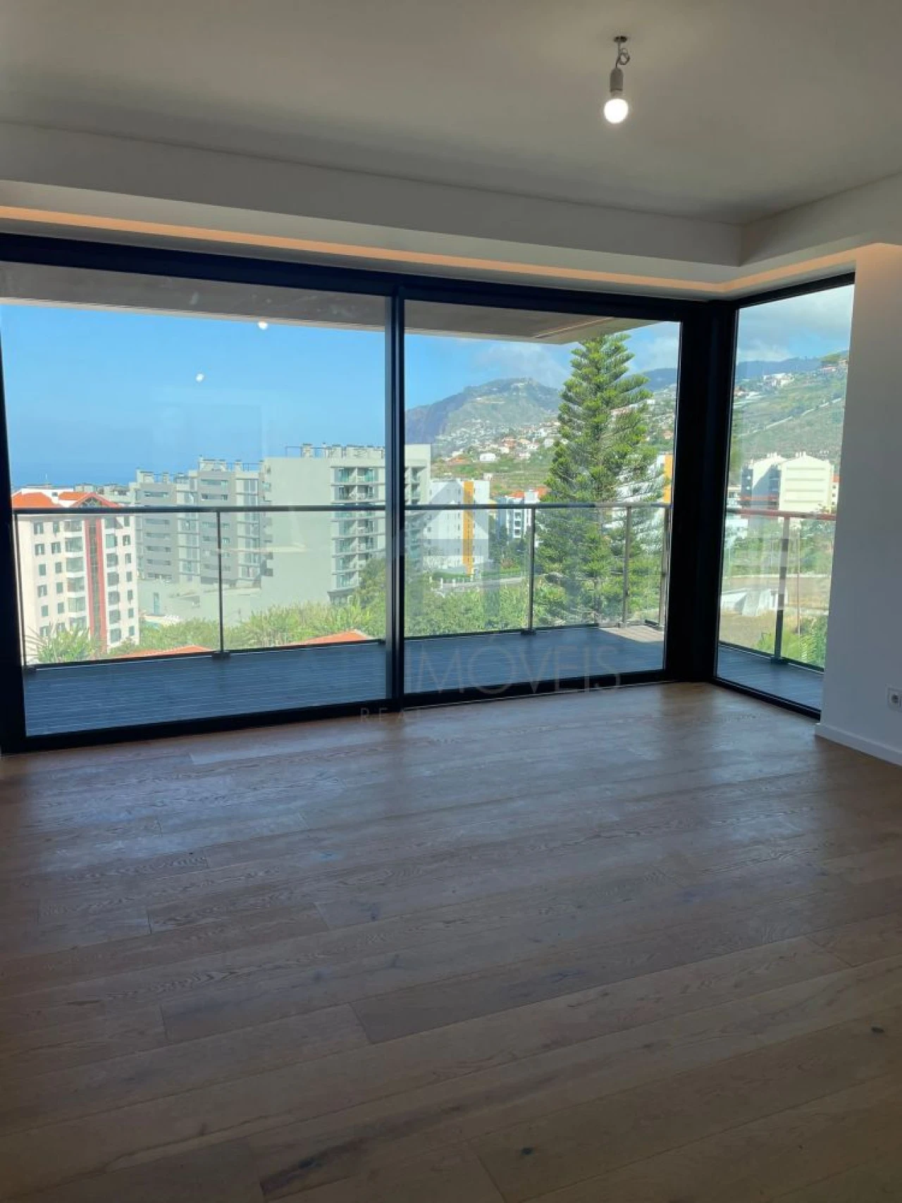 Apartamento T2 para Venda em São Martinho Foto 20