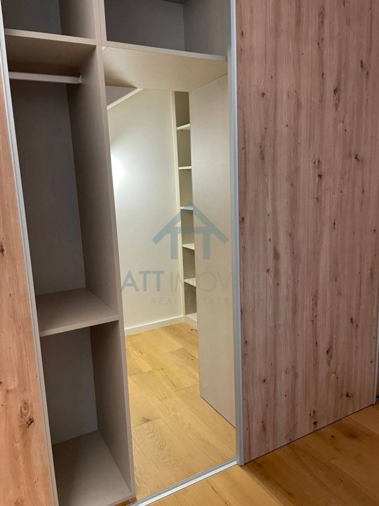 Apartamento T2 para Venda em São Martinho Foto 9