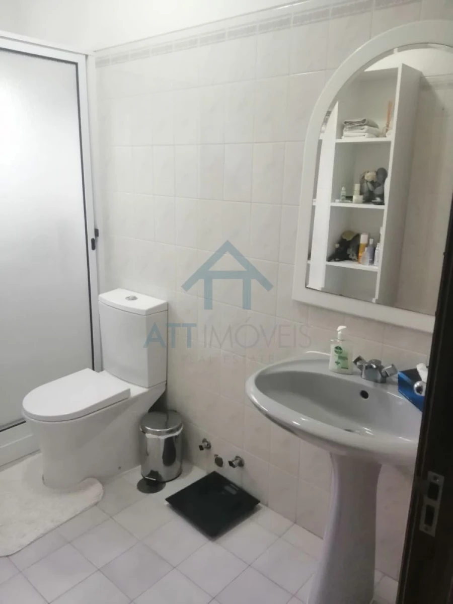 Apartamento T3 para Venda em São Martinho Foto 10