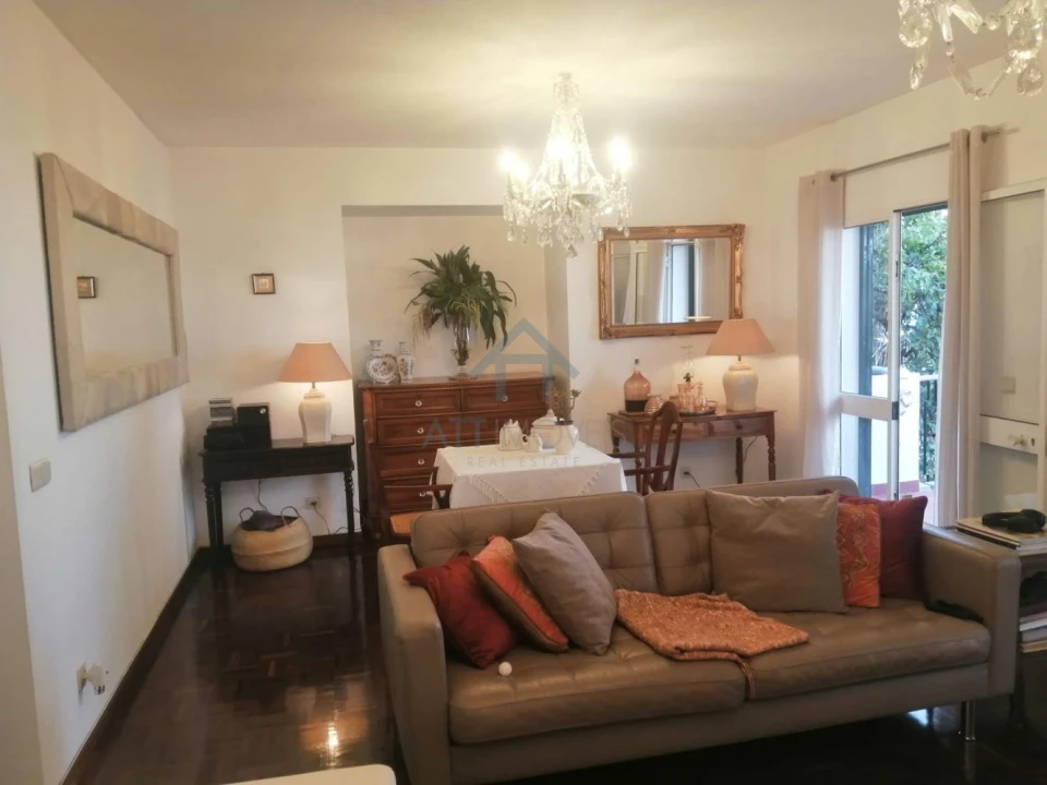 Apartamento T3 para Venda em São Martinho Foto 1