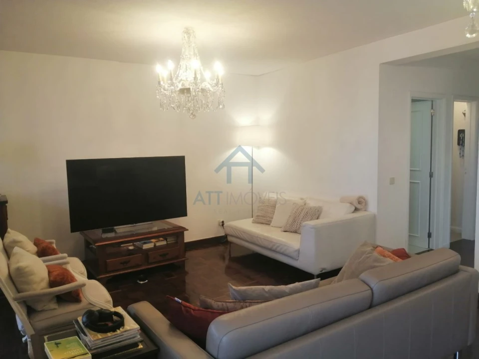 Apartamento T3 para Venda em São Martinho Foto 3
