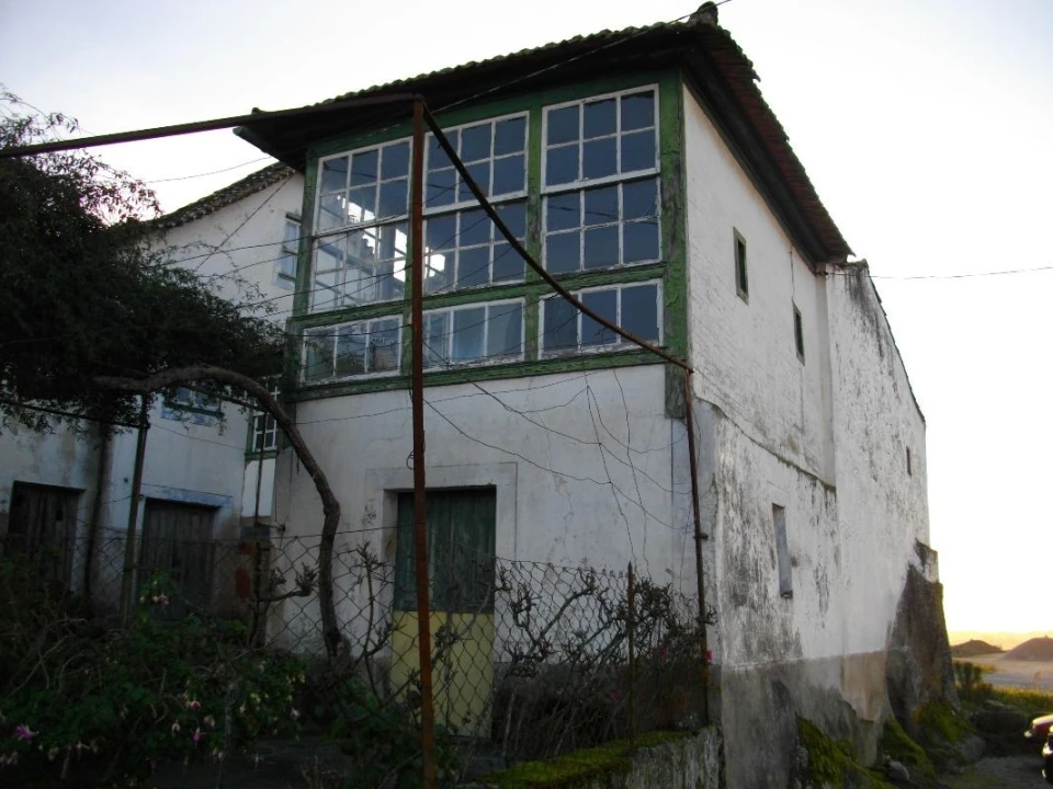 Moradia T5 para Venda em Lagares Foto 6