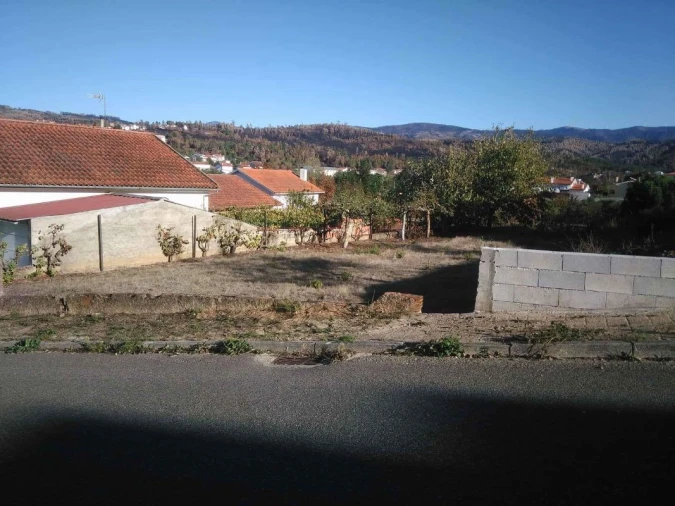 Terreno para Venda em Côja e Barril de Alva