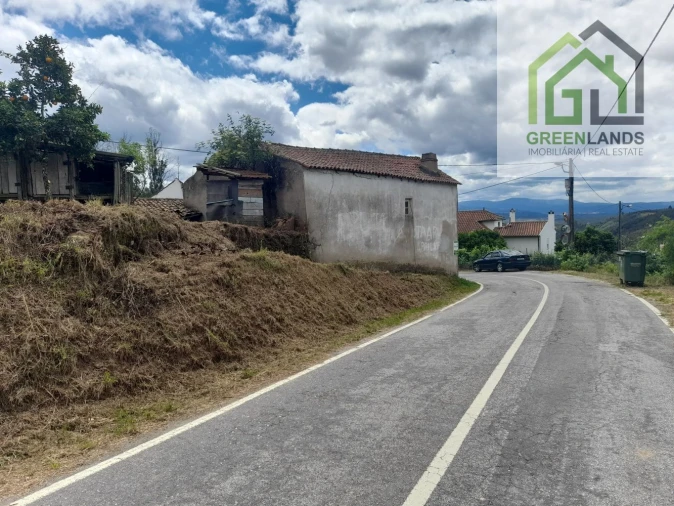 Moradia T2 para Venda em Lourosa Foto 1