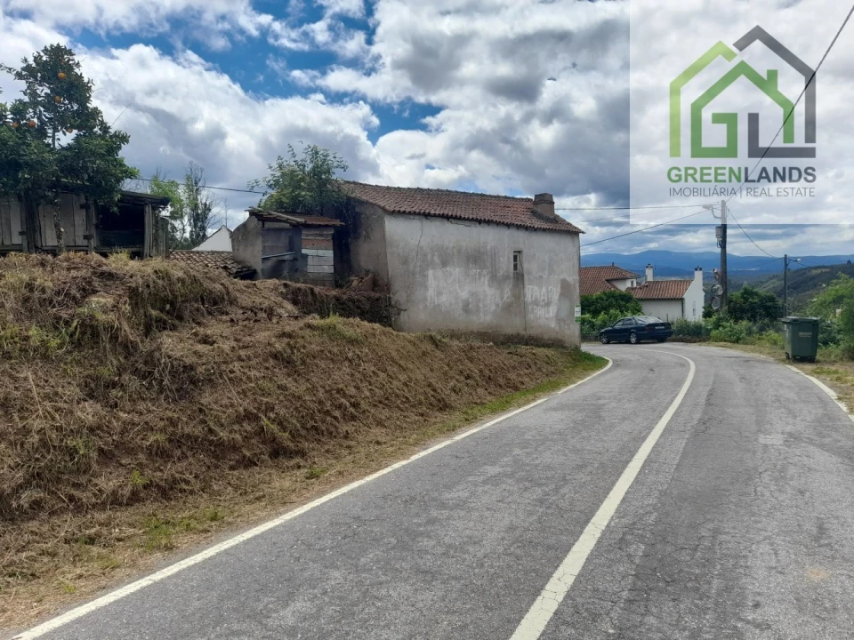 Moradia T2 para Venda em Lourosa Foto 1