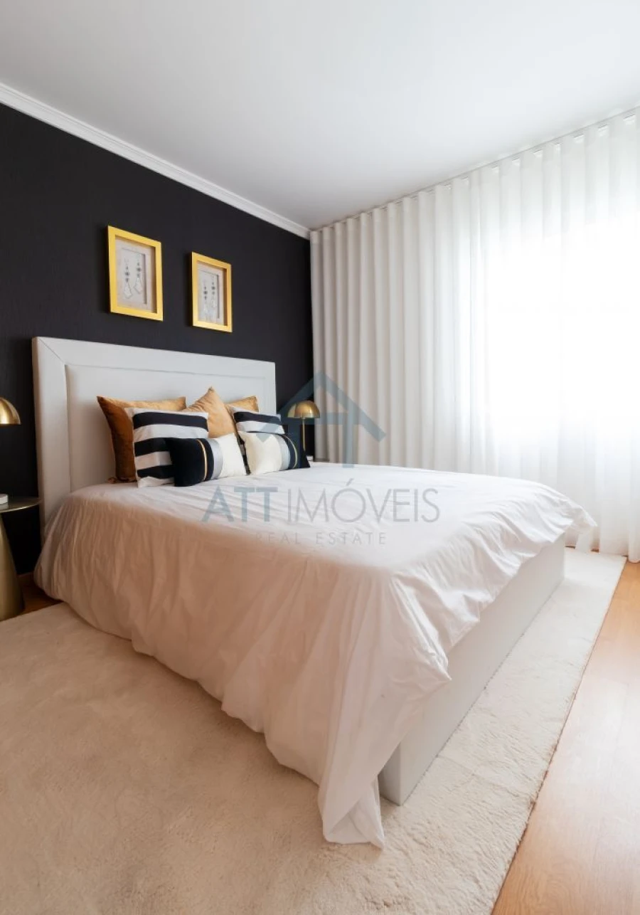 Apartamento T2 para Venda em Caniço Foto 7