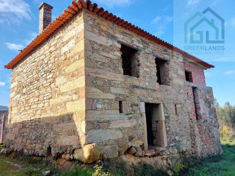 Moradia T3 para Venda em Pombeiro da Beira Foto 1