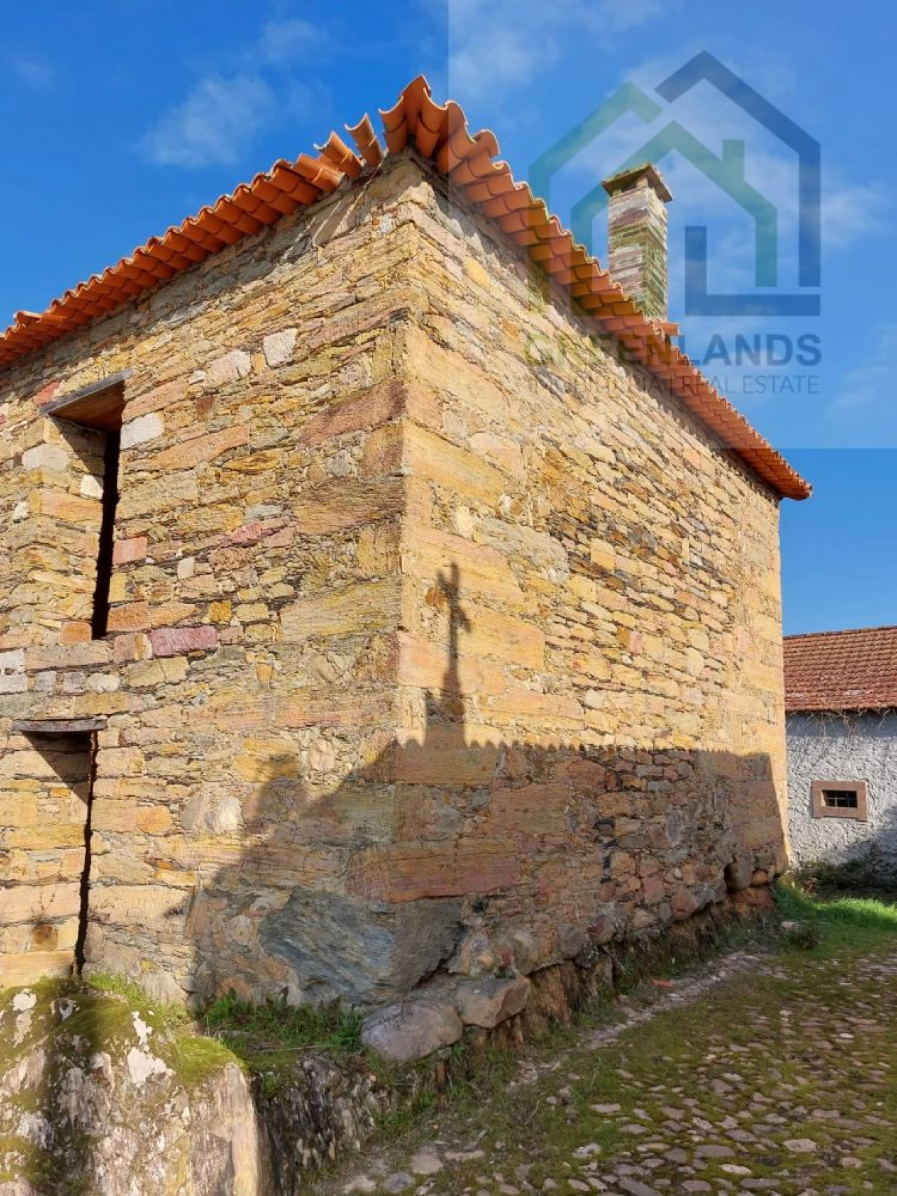 Moradia T3 para Venda em Pombeiro da Beira Foto 3