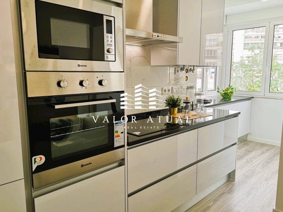 Apartamento T3 para Venda em São Domingos de Benfica Foto 22