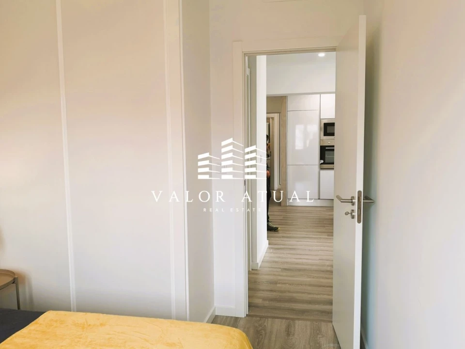 Apartamento T3 para Venda em São Domingos de Benfica Foto 4