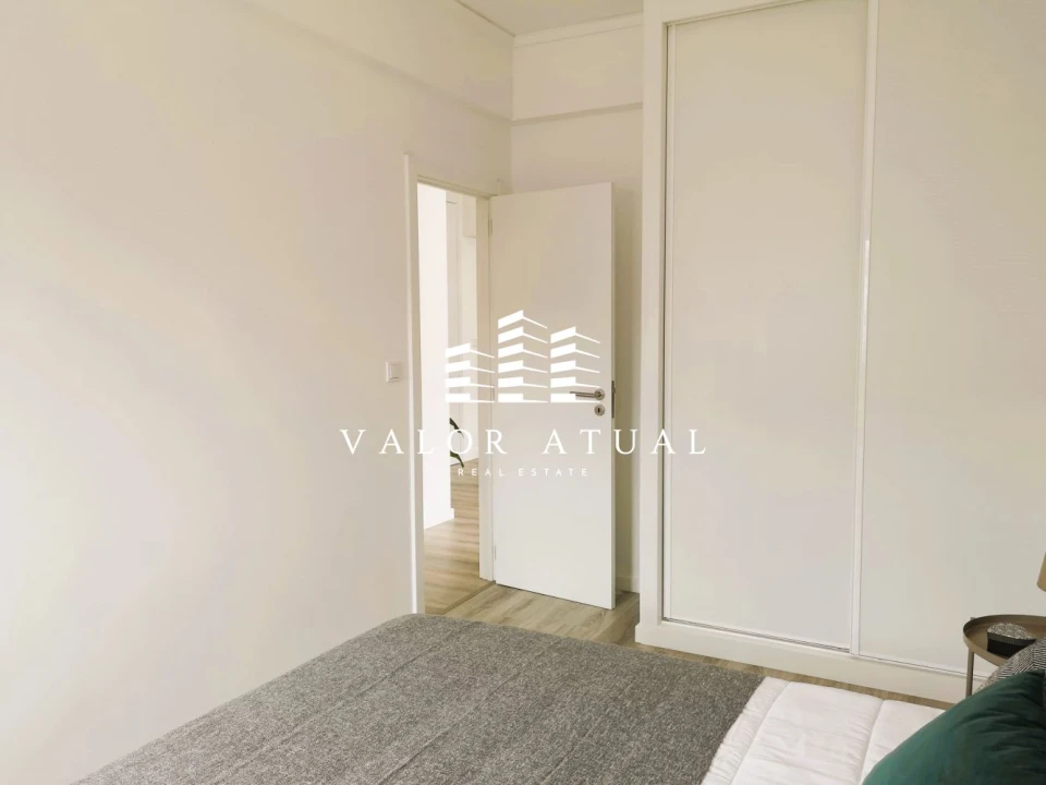 Apartamento T3 para Venda em São Domingos de Benfica Foto 9