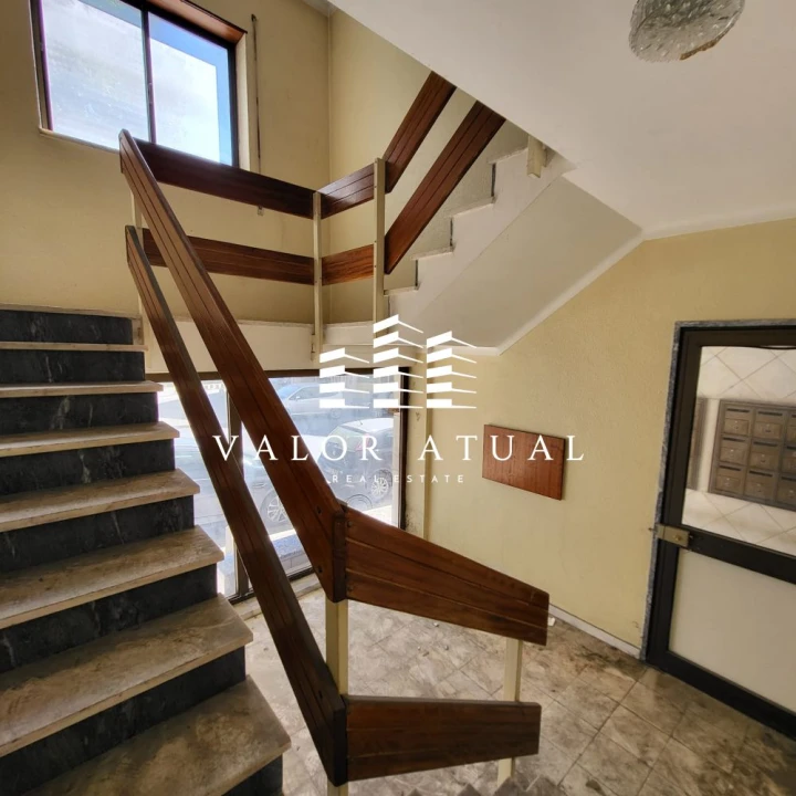 Loja para Venda em Almada, Cova da Piedade, Pragal e Cacilhas Foto 19