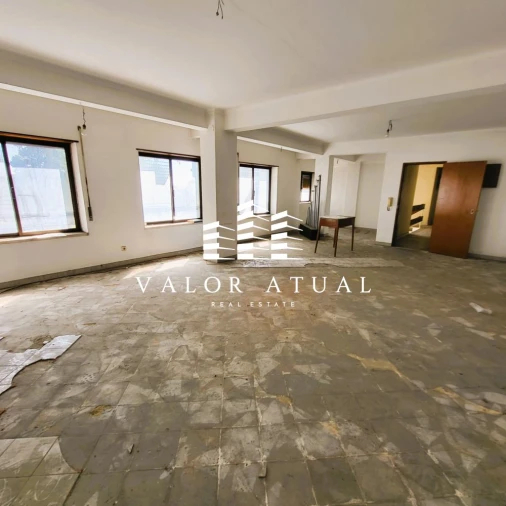 Loja para Venda em Almada, Cova da Piedade, Pragal e Cacilhas Foto 14