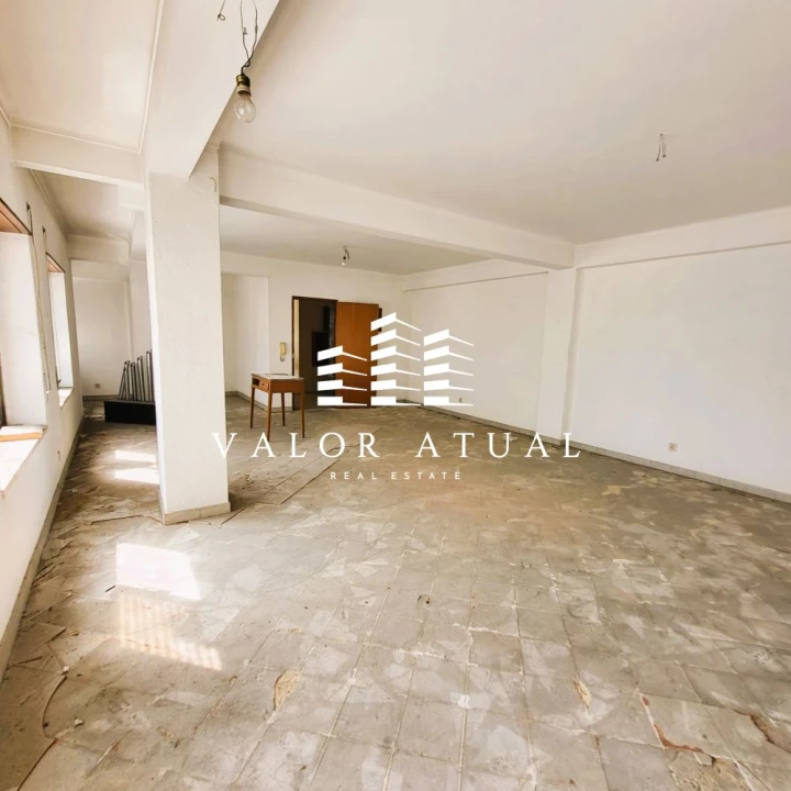 Loja para Venda em Almada, Cova da Piedade, Pragal e Cacilhas Foto 6