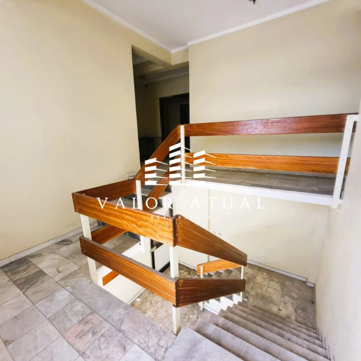 Loja para Venda em Almada, Cova da Piedade, Pragal e Cacilhas Foto 20