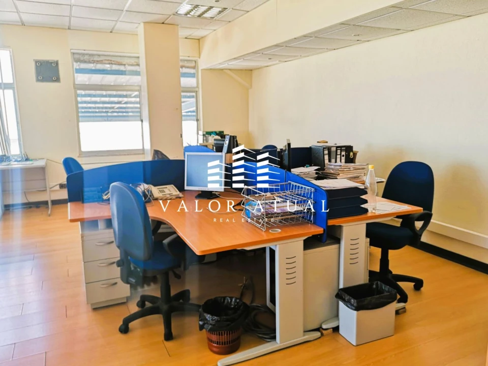 Loja para Arrendamento em Santa Maria e São Miguel, São Martinho, São Pedro Penaferrim Foto 22