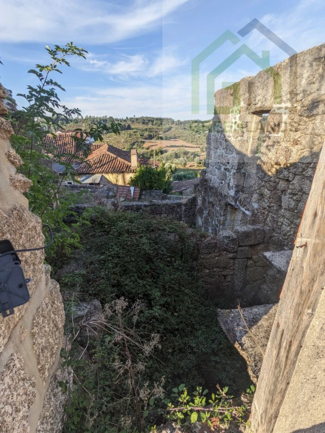 Moradia T2 para Venda em Candosa Foto 10