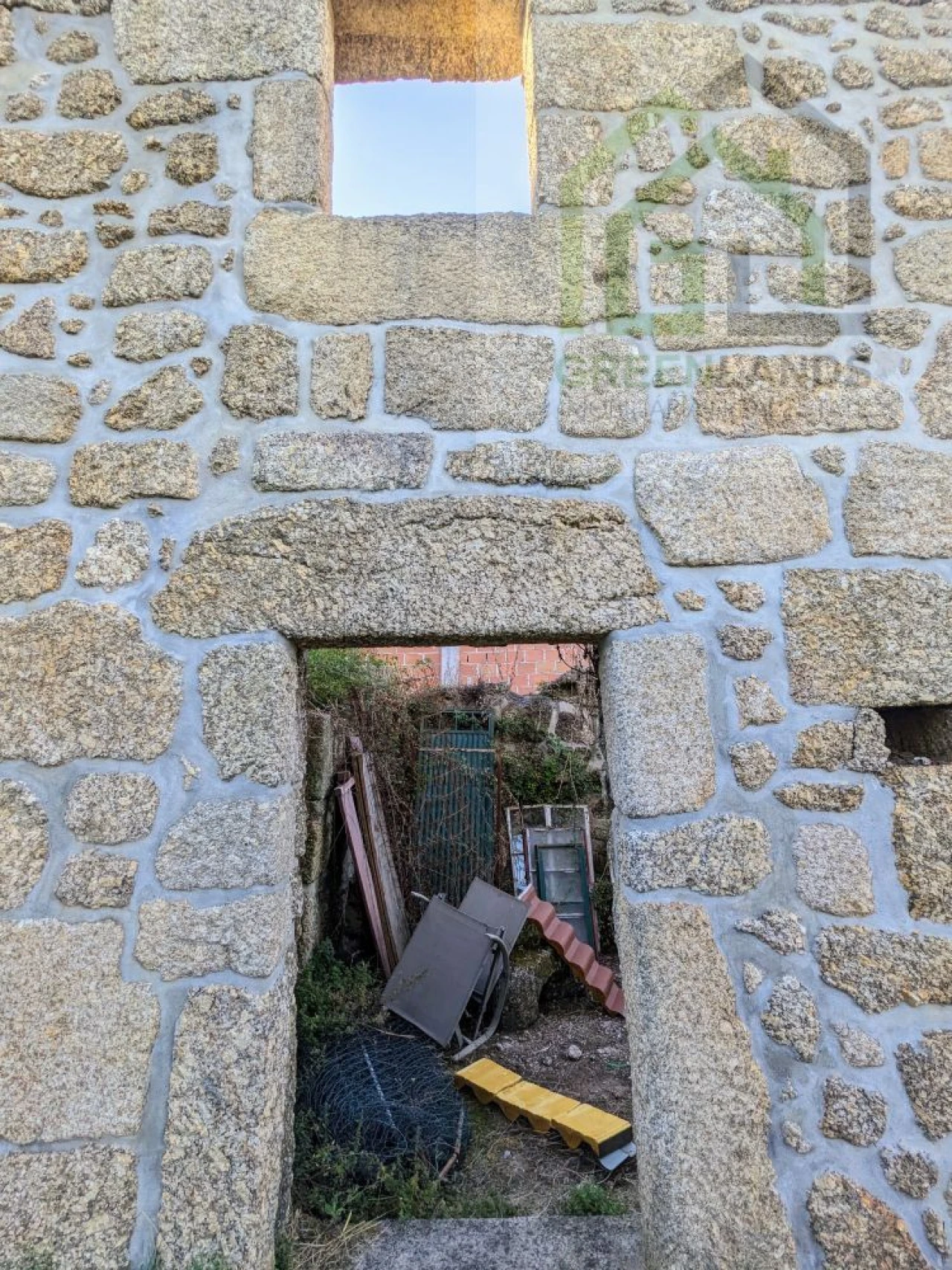 Moradia T2 para Venda em Candosa Foto 3