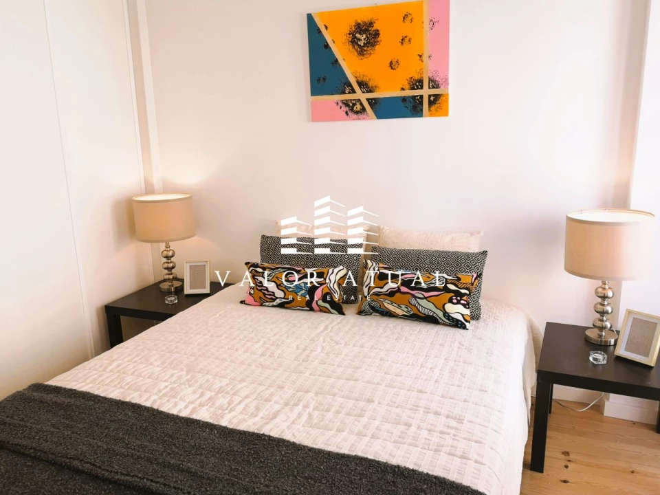 Apartamento T2 para Venda em Campo de Ourique Foto 17