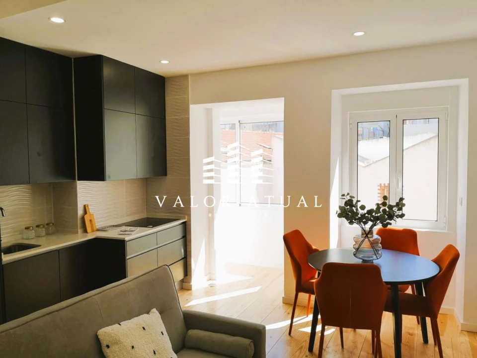Apartamento T2 para Venda em Campo de Ourique Foto 4