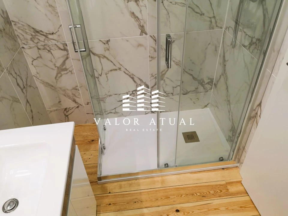 Apartamento T2 para Venda em Campo de Ourique Foto 22