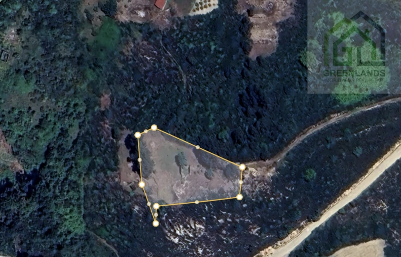 Moradia T0 para Venda em Candosa Foto 21