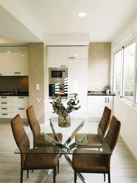 Apartamento T2 para Venda em Alvalade