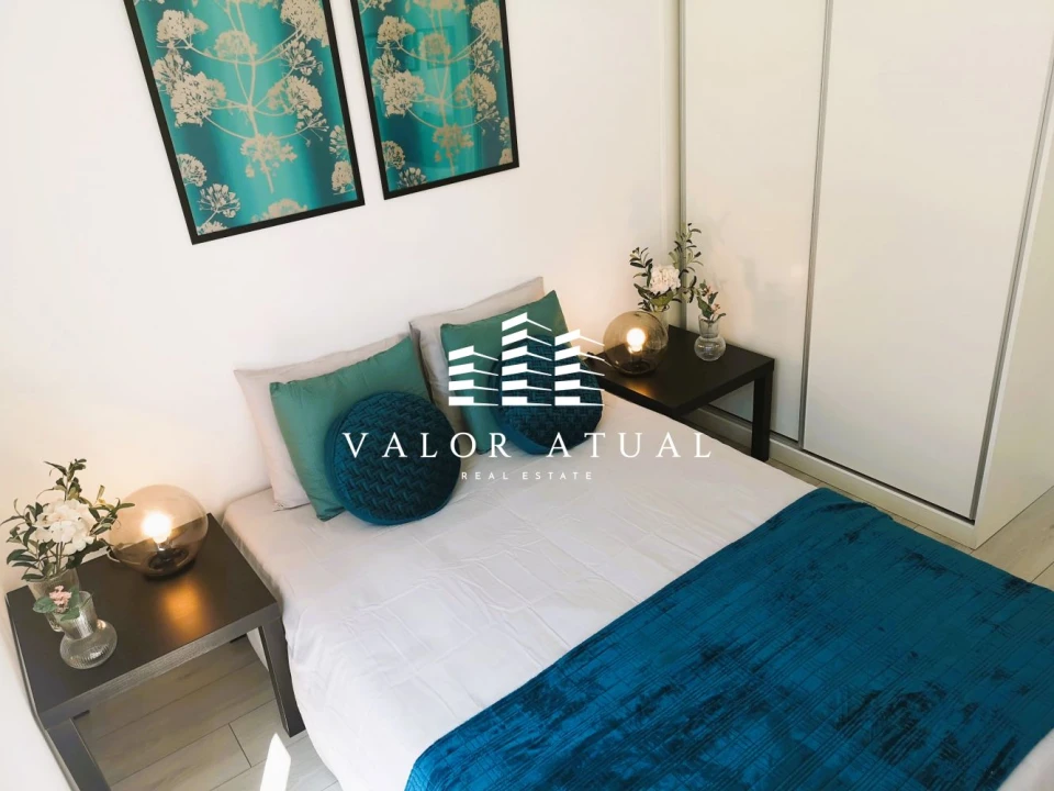 Apartamento T2 para Venda em Alvalade Foto 18