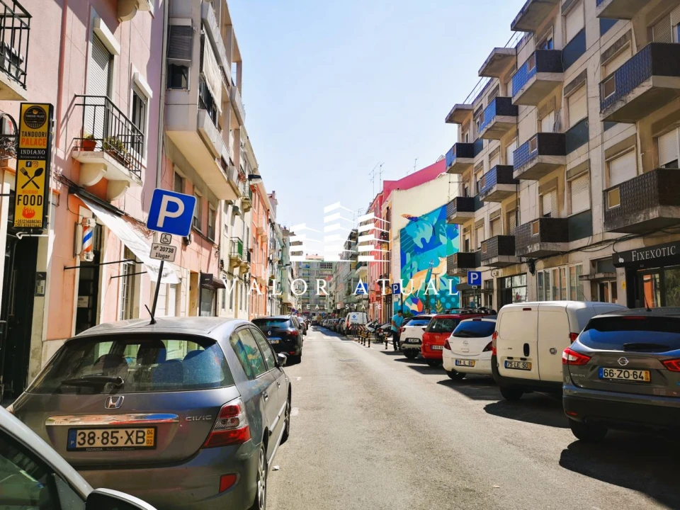 Apartamento T2 para Venda em Alvalade Foto 28