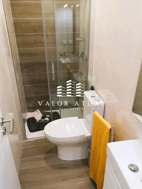 Apartamento T2 para Venda em Benfica