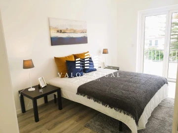 Apartamento T2 para Venda em Benfica