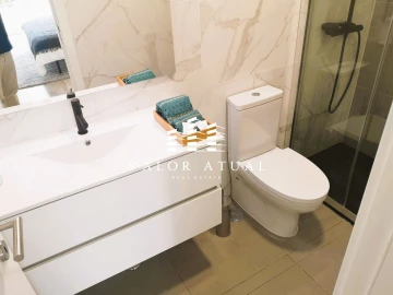 Apartamento T2 para Venda em Benfica