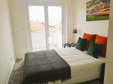 Apartamento T2 para Venda em Benfica