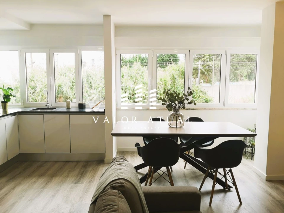 Apartamento T2 para Venda em Benfica Foto 17