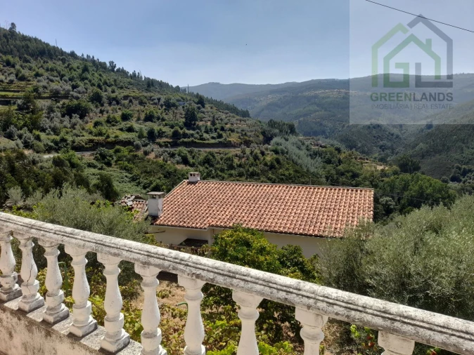 Moradia T5 para Venda em Benfeita Foto 23