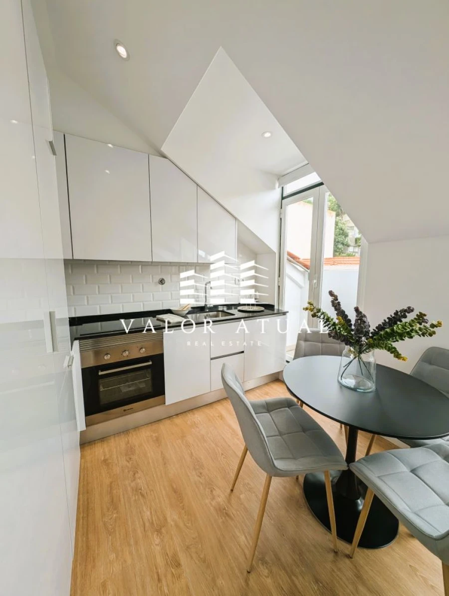 Apartamento T2 para Venda em São Vicente Foto 3