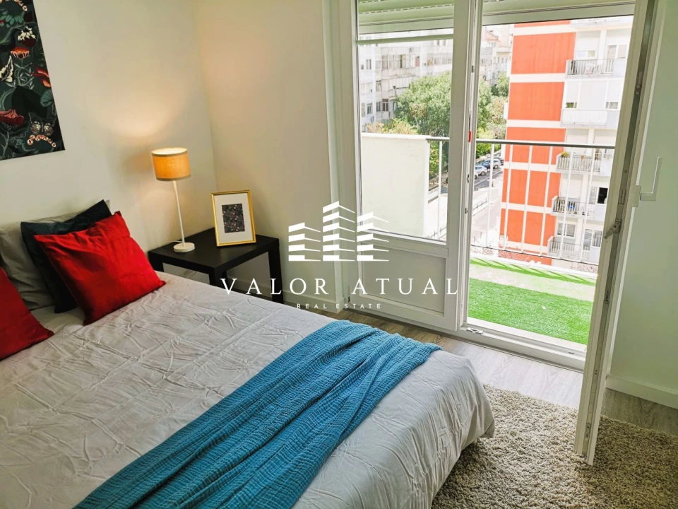 Apartamento T3 para Venda em Benfica Foto 22