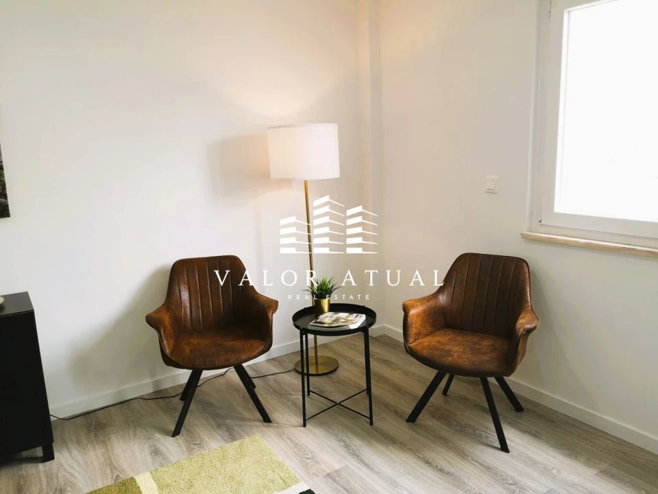 Apartamento T3 para Venda em Benfica Foto 6