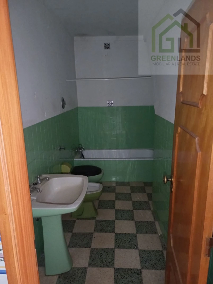 Moradia T5 para Venda em Cepos e Teixeira Foto 24