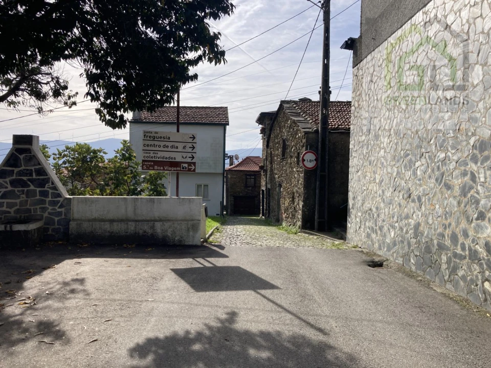 Moradia T5 para Venda em Cepos e Teixeira Foto 1