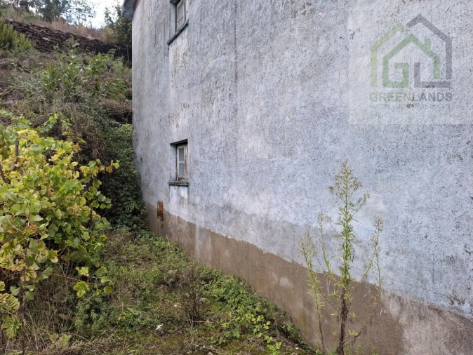 Moradia T4 para Venda em Cerdeira e Moura da Serra Foto 8