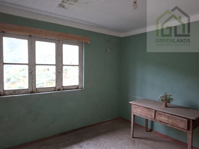 Moradia T4 para Venda em Cerdeira e Moura da Serra Foto 17