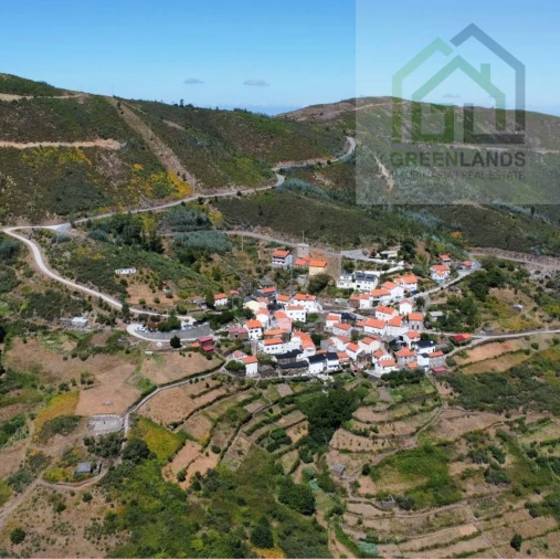 Moradia T4 para Venda em Cerdeira e Moura da Serra Foto 6